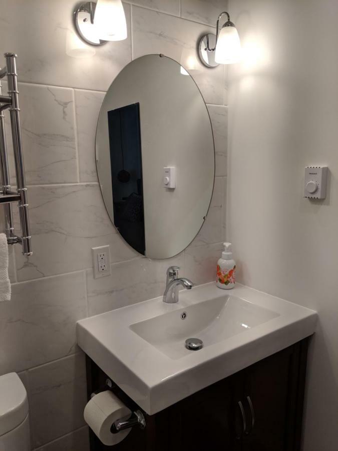 Oceanspray Hideaway Apartment North Saanich Luaran gambar